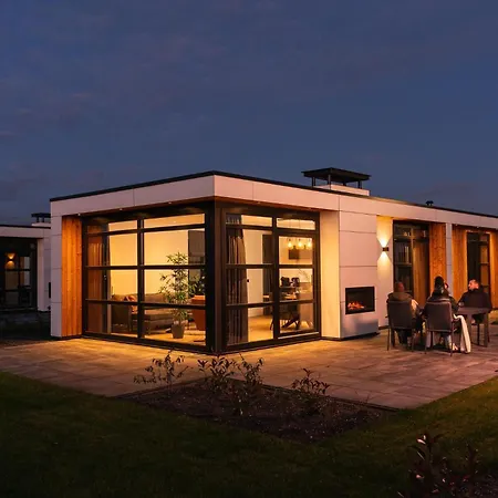Villa Nautica 6 Persons